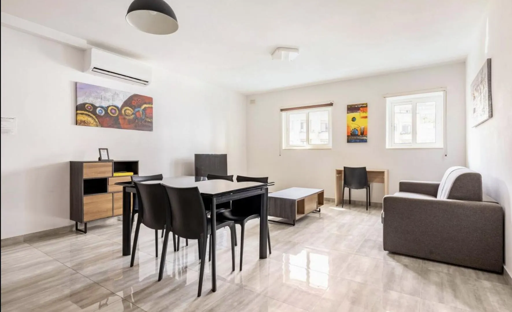 Homestay F8 Room 1, Private Double Room With Private Bathroom In Shared Flat Msida